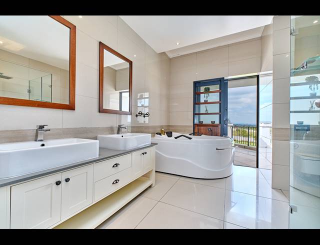 5 BEDROOM HOUSE FOR SALE IN BLUE HILLS EQUESTRIAN ESTATE